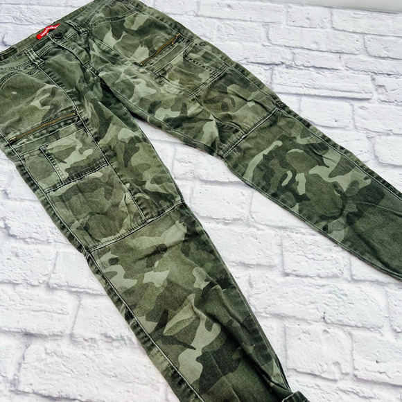 NOT FOR SALE        UNIONBAY Women's Skinny Cargo Utility Pants Size 5 Green - Picture 4 of 9